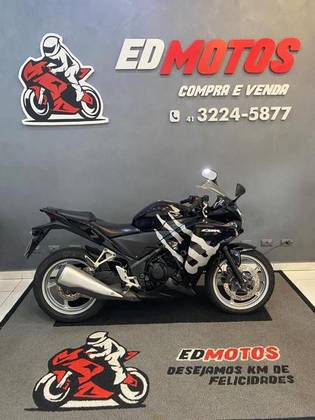 HONDA CBR 250R 